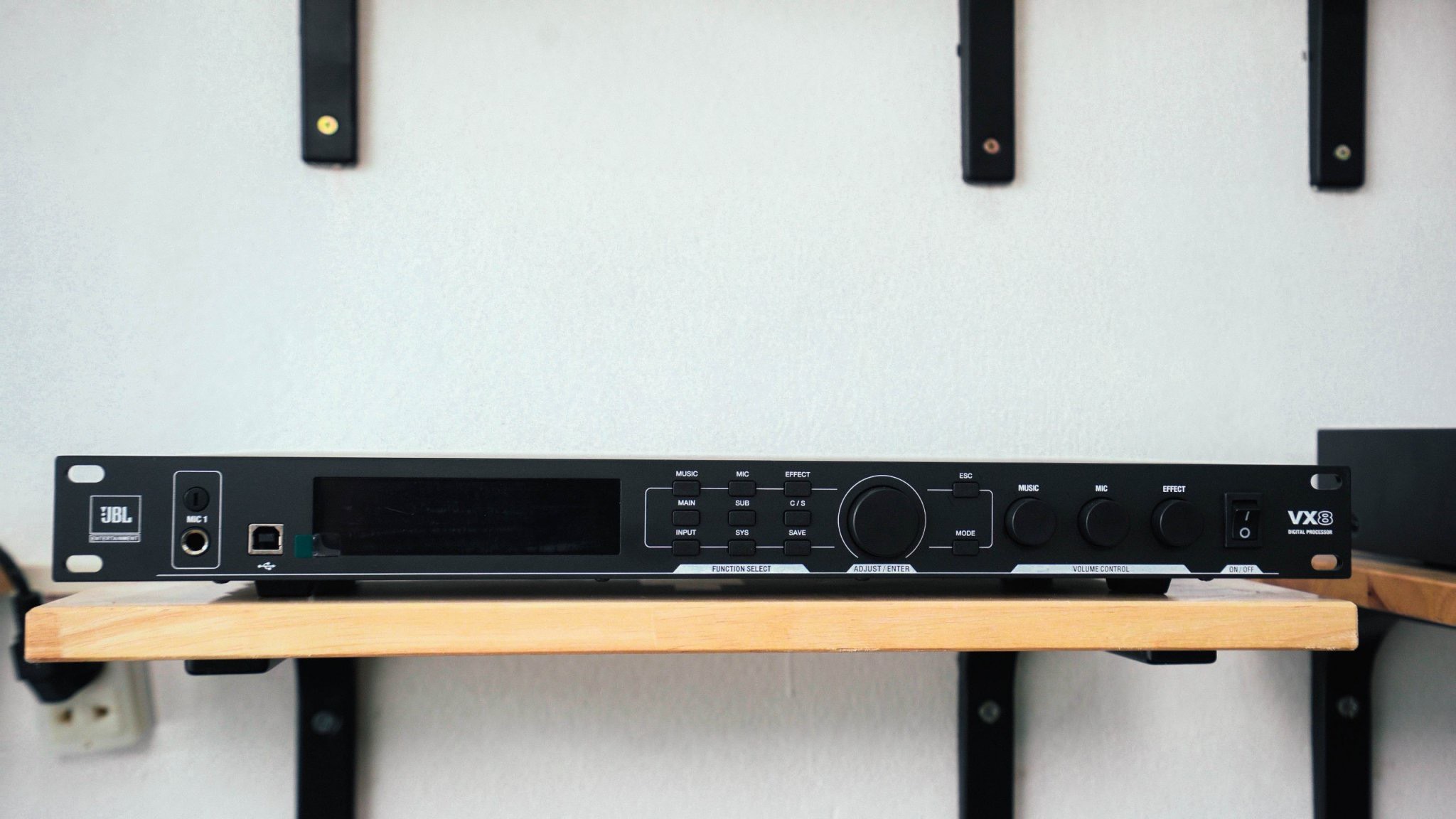 Khách hàng Anh Vũ đánh giá về sản phẩm Vang số JBL VX8 (New 2024)